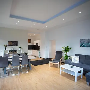 https://ferienwohnung-hopperger.ischgl-hotels.net