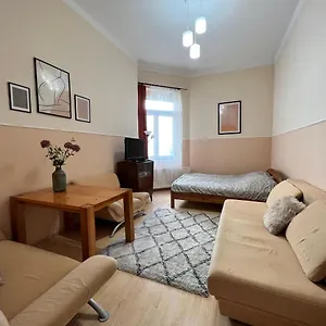 hotellátogatás