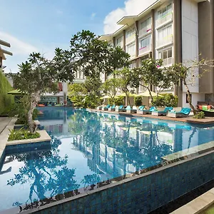 Ibis Styles Bali Benoa Отель Нуса-Дуа